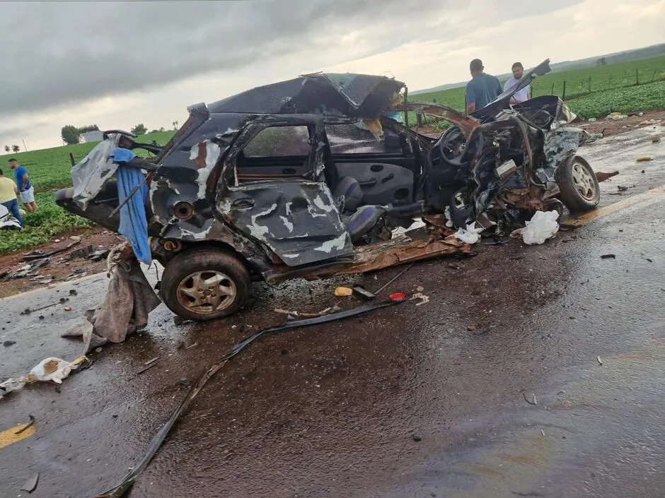 Mulher morre em acidente entre carros na MS-386, em Ponta Porã