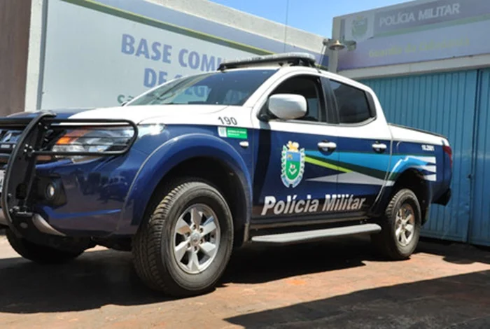 Homem invade residência e furta celular que estava no carregador em São Gabriel do Oeste