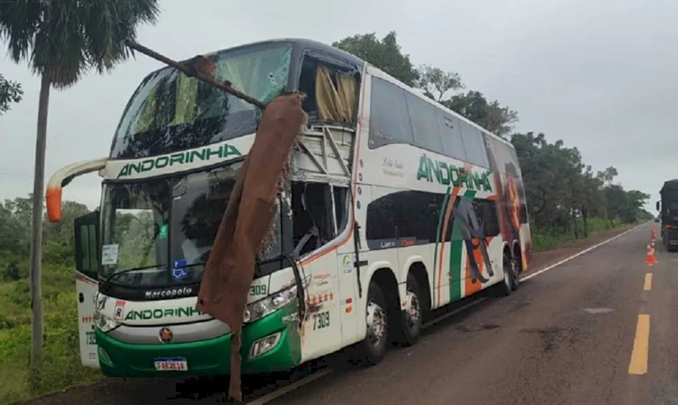Andorinha lamenta mortes e diz estar prestando apoio as famílias das vítimas após acidente de ônibus