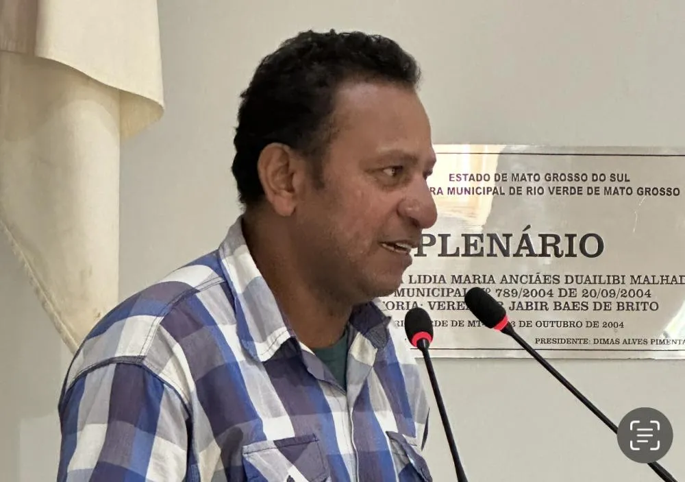 Vereador Tom Castro presta homenagem e cobra melhorias em discurso na Câmara Municipal de Rio Verde de Mato Grosso