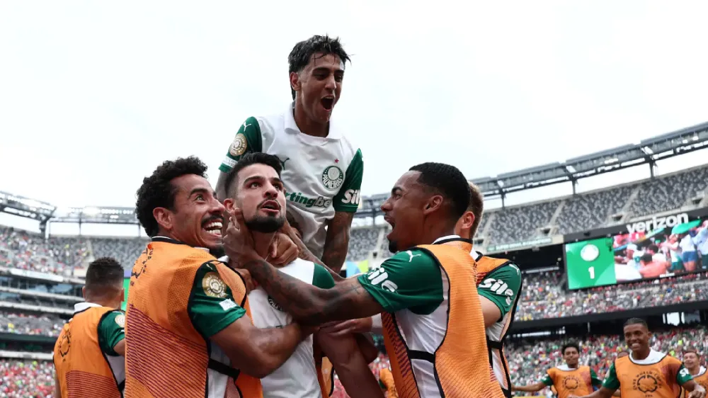 Palmeiras vence Al Ahly no Mundial em jogo interrompido por risco de tempestade