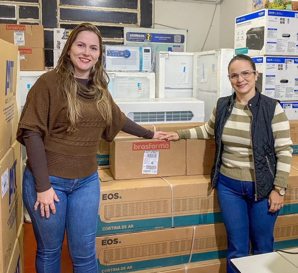 Secretaria Municipal de Saúde começa a receber equipamentos que serão instalados no hospital e ESF´s