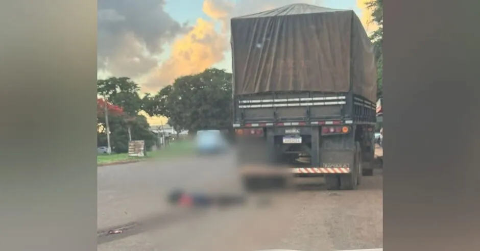 Motociclista morre atropelado por carreta no Indubrasil
