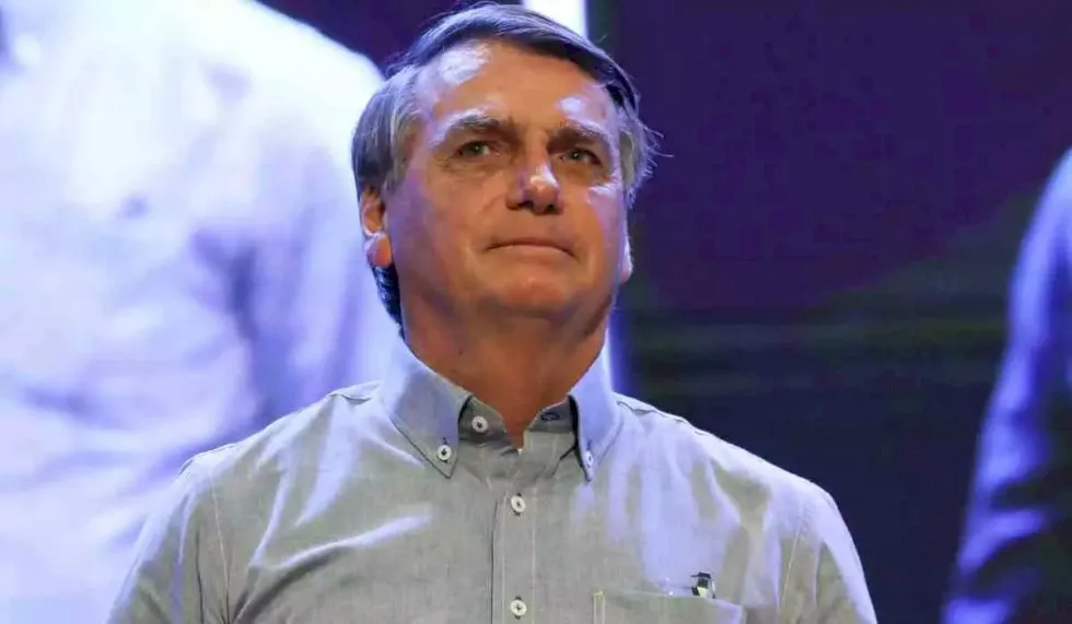 Bolsonaro cita Bíblia para criticar Lula após tarifa de 50% dos EUA sobre produtos brasileiros
