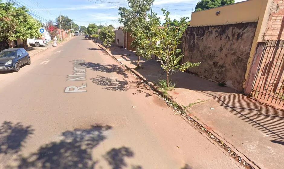 Agiota é morto a tiros em frente à própria casa no Jardim Colúmbia
