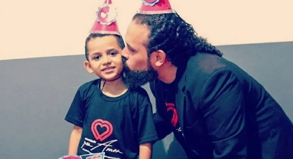 Pastor revela últimos momentos com o filho: 'por quê da perda? Por que ele?'