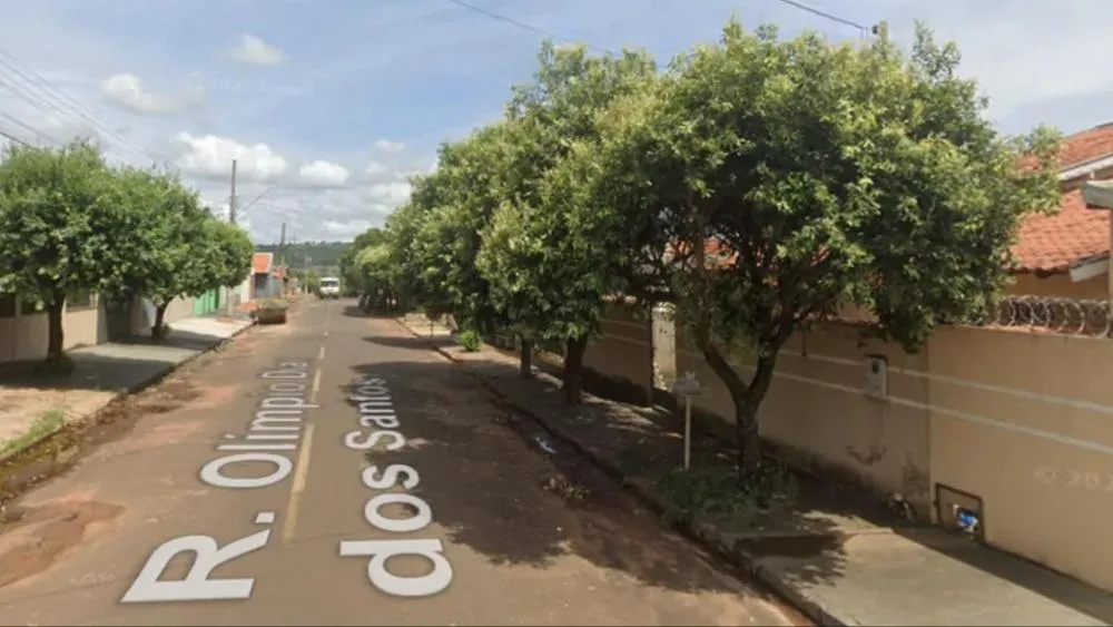 Motorista foge após matar homem que estava sentado na rua em MS