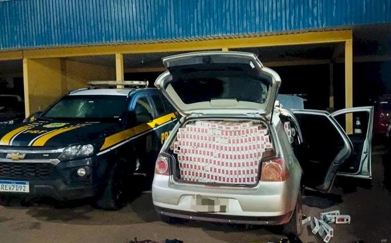 PRF apreende 10 mil maços de cigarros em Bataguassu (MS)