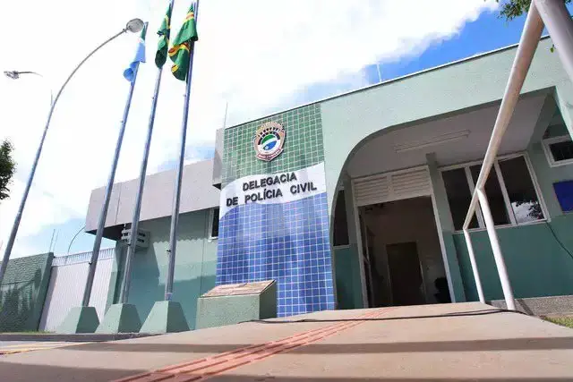 Companheiro de avó é preso ao ser flagrado abusando de criança de 8 anos