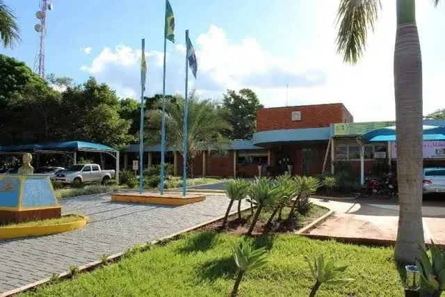 Prefeito volta a ignorar Câmara e vira alvo de nova denúncia