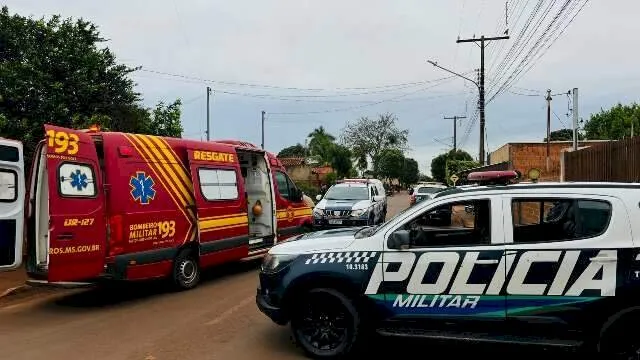 Após espancar a esposa, homem tenta tomar arma de PM e acaba baleado em MS