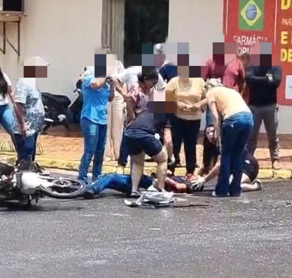 Acidente entre carro e moto em Rio Verde de MT-MS destaca perigo na esquina das ruas Porfírio Gonçalves e Joaquim Murtinho