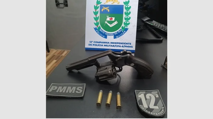 Homem é preso com arma de fogo durante patrulhamento da Polícia Militar