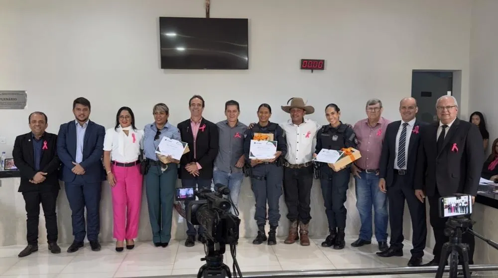 Câmara Municipal de Rio Verde de MT entrega Moção de Congratulação a policiais pelo trabalho no PROMUSE