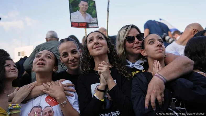 Hamas liberta os últimos 20 reféns com vida em Gaza; sete já estão em território israelense