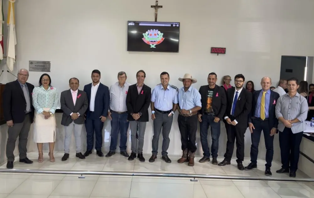 Capitão Naércio Calvi Cardoso recebe Moção de Congratulação na Câmara Municipal