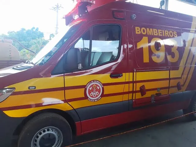 Motociclista fica em estado grave após colisão com carro em São Gabriel do Oeste