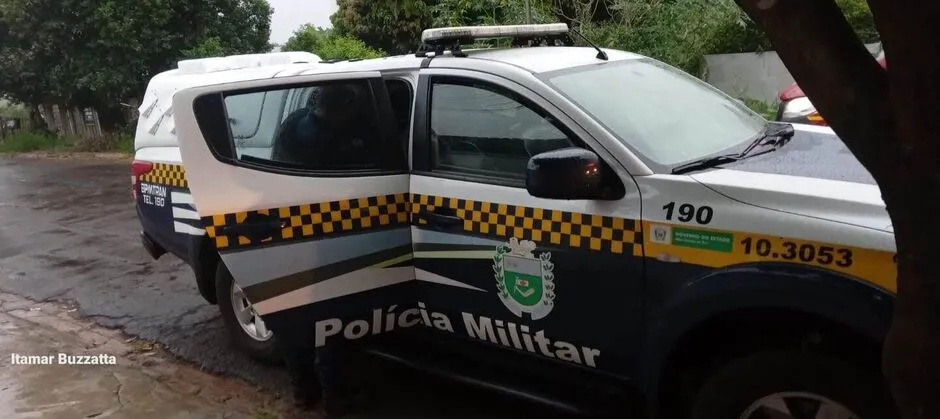 Filho é preso em flagrante por agredir a própria mãe em Costa Rica