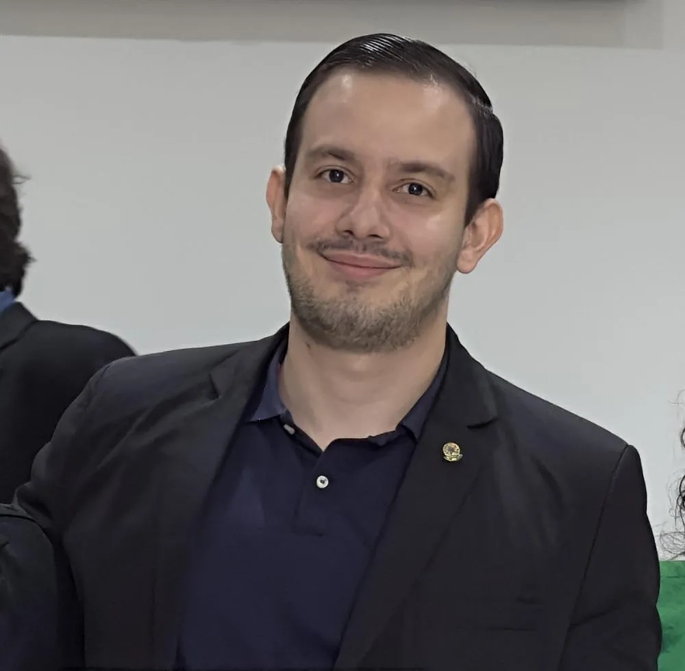 Jovem Pedro Ribeiro recebe homenagem da Câmara Municipal de Rio Verde de Mato Grosso