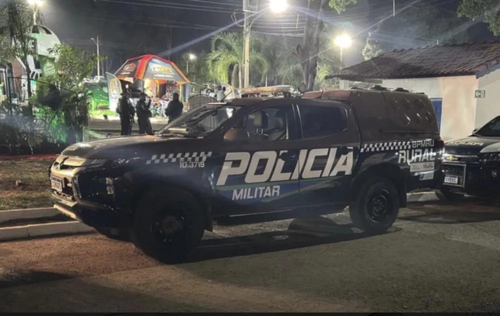 Jovem de 21 anos foge da PM e colide motocicleta contra caminhão em Rio Verde de Mato Grosso