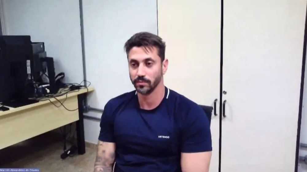 ‘Acontece’: policial do Garras preso por receber propina confessou desvio de mercadorias