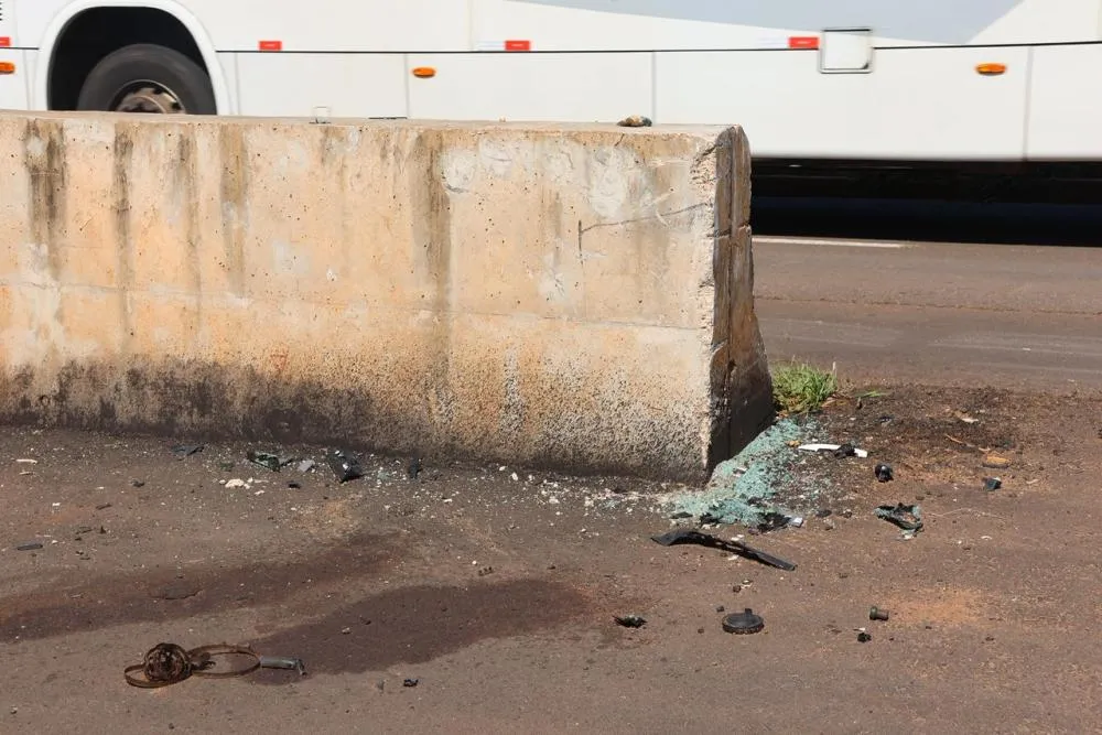 Matadora’: moradores reclamam de mureta inacabada na Avenida Gunter Hans