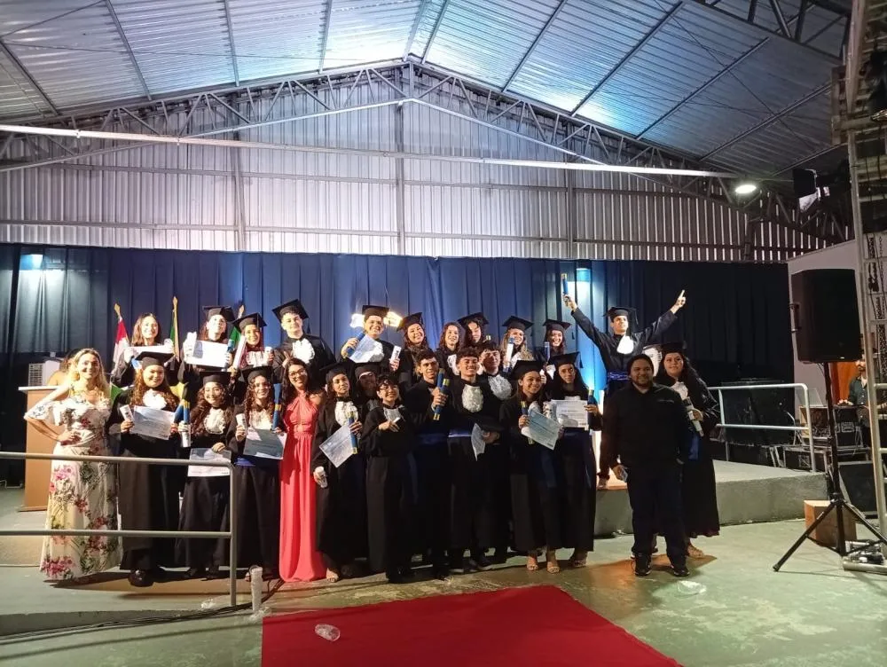 Colação de Grau marca conclusão do Ensino Médio e da Educação Profissional na Escola Estadual Thomaz Barbosa Rangel