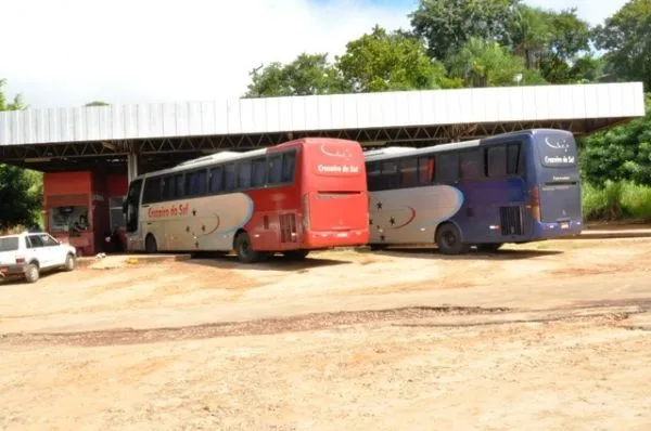 Briga na rodoviária de Camapuã termina em pedradas e intervenção policial