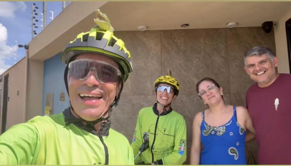 Casal de Rio Verde que saiu em 2 de janeiro em peregrinação de bicicleta faz parada em Ribas do Rio Pardo