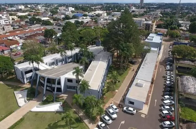 Monopólio da morte: MPE enquadra prefeitura por blindar funerária defendida pelo escritório do prefeito