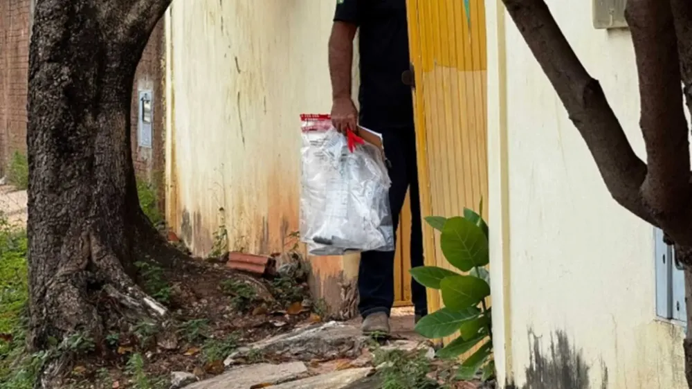 Sinais de luta e sangue: brigas eram frequentes entre filho e Nilza, morta a facadas em Coxim