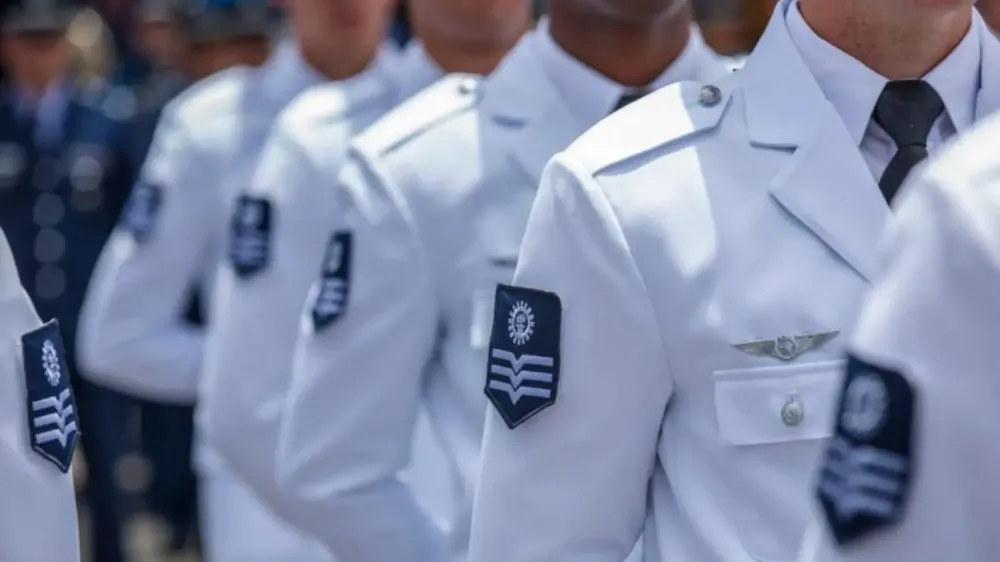 Militar da Aeronáutica atira cinco vezes contra homem após ser ameaçado com pedaço de madeira