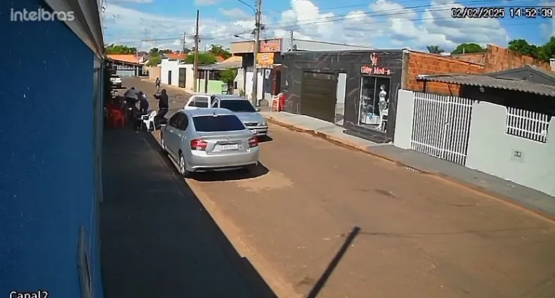 Câmera flagrou execução à luz do dia na Nhanhá (vídeo)