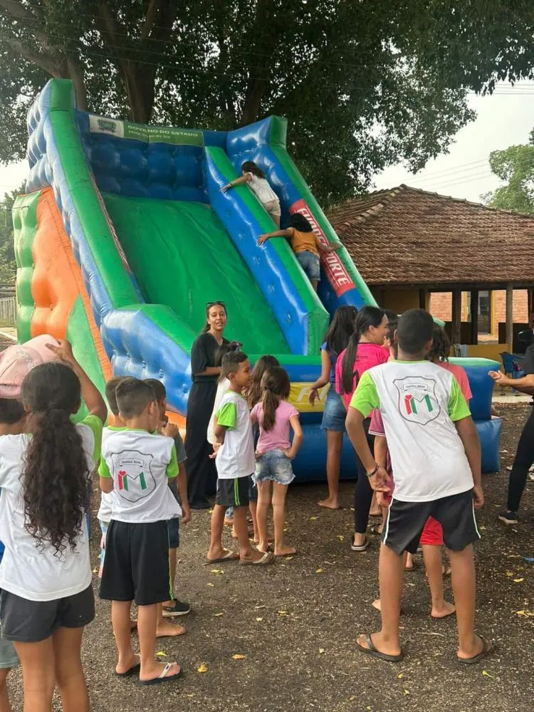 Comemoração do Dia das Crianças no Projeto Mirim: Alegria e Diversão em Rio Verde