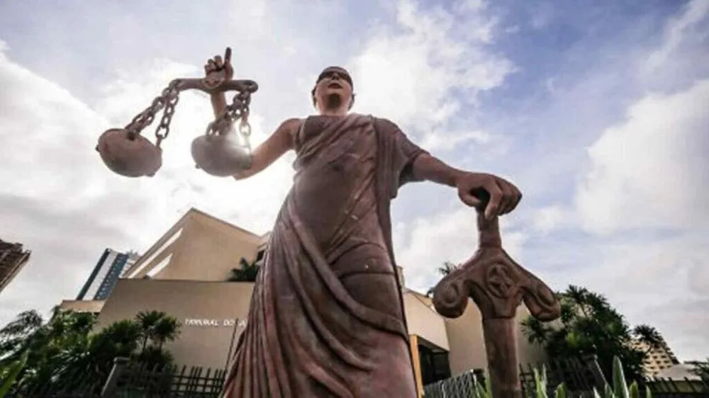 Réu por esfaquear morador de rua na Nhanhá em 2024 é condenado a 3 anos de prisão no semiaberto