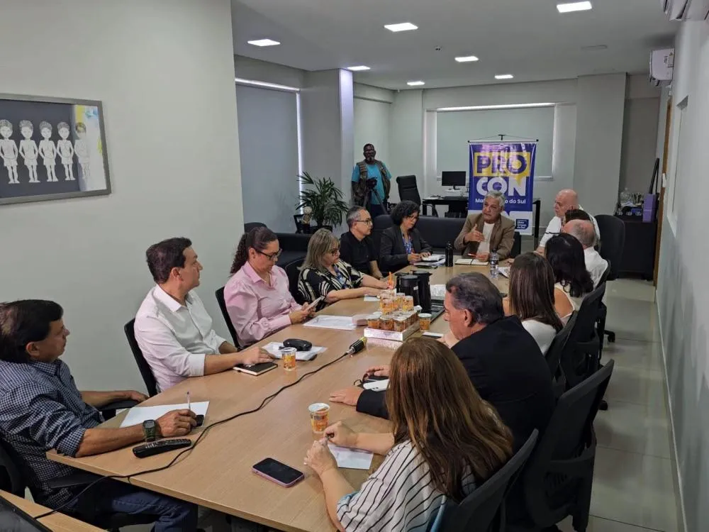 Procon de MS reúne distribuidoras e transportadoras para discutir alta dos combustíveis e impactos do Oriente Médio