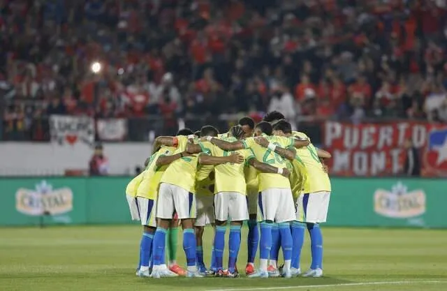 Brasil vira sobre o Chile e sobe na tabela das Eliminatórias da Copa