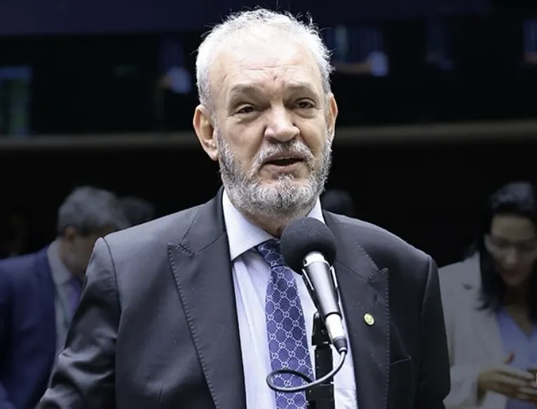 Geraldo tem portas fechadas no PV e Republicanos e pode ser obrigado a continuar no PSDB