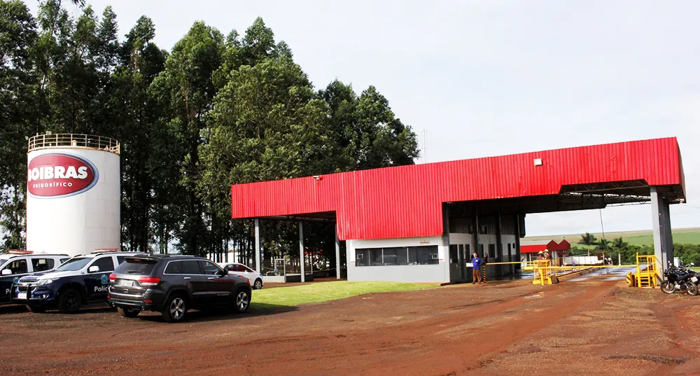Disputa judicial ameaça operação de frigorífico em São Gabriel do Oeste