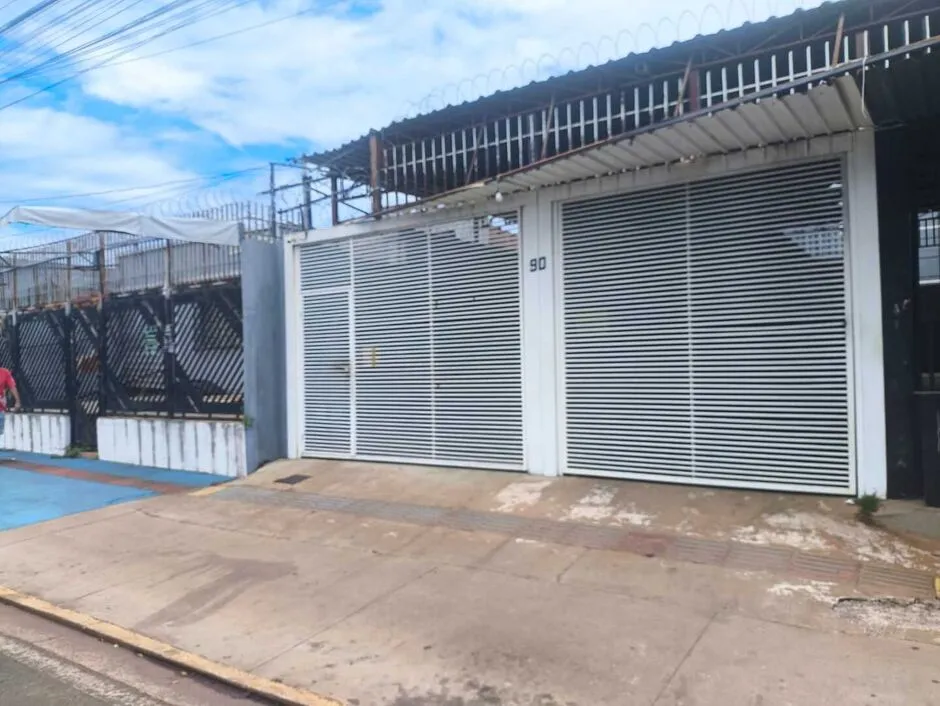 Agiota é preso após atirar e tentar matar devedor no centro de Campo Grande