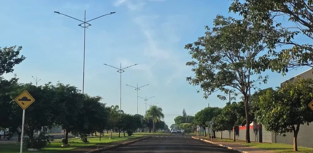 São Gabriel do Oeste terá quinta-feira de calor e aumento de nuvens antes da chegada de frente fria