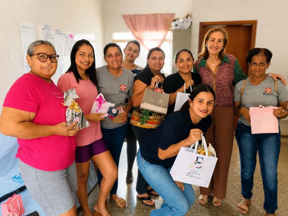 Mostrando para o que veio: Dra. Juliana Figueiredo promove Dia das Mães para servidoras mães do Hospital Municipal.