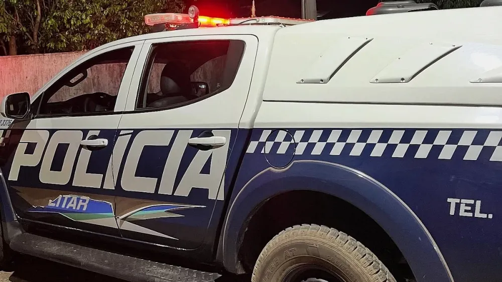 Jovem é acusada de esfaquear mulher e danificar motos após invadir imóvel em Rio Verde
