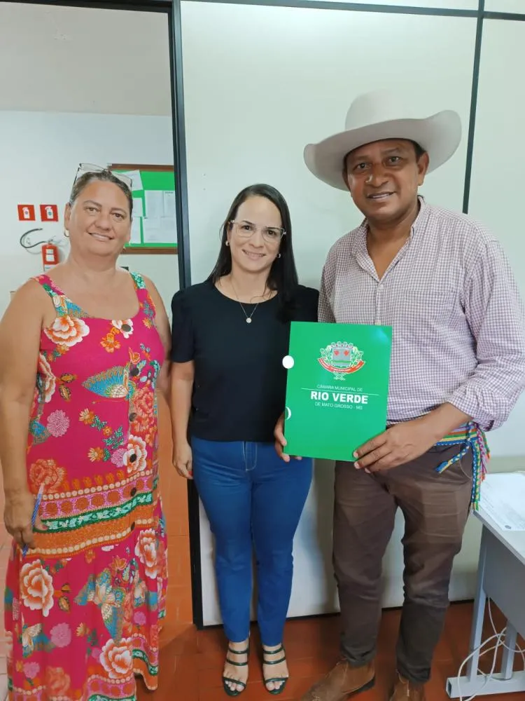 Vereador Tom Castro reforça parceria com as secretarias de Assistência Social e Saúde