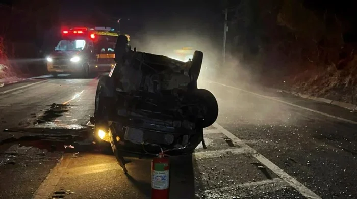 Motorista capota carro recém-comprado na BR-163