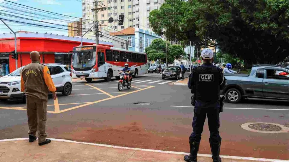 Agetran divulga lista de condutores que cometeram infrações em janeiro; confira
