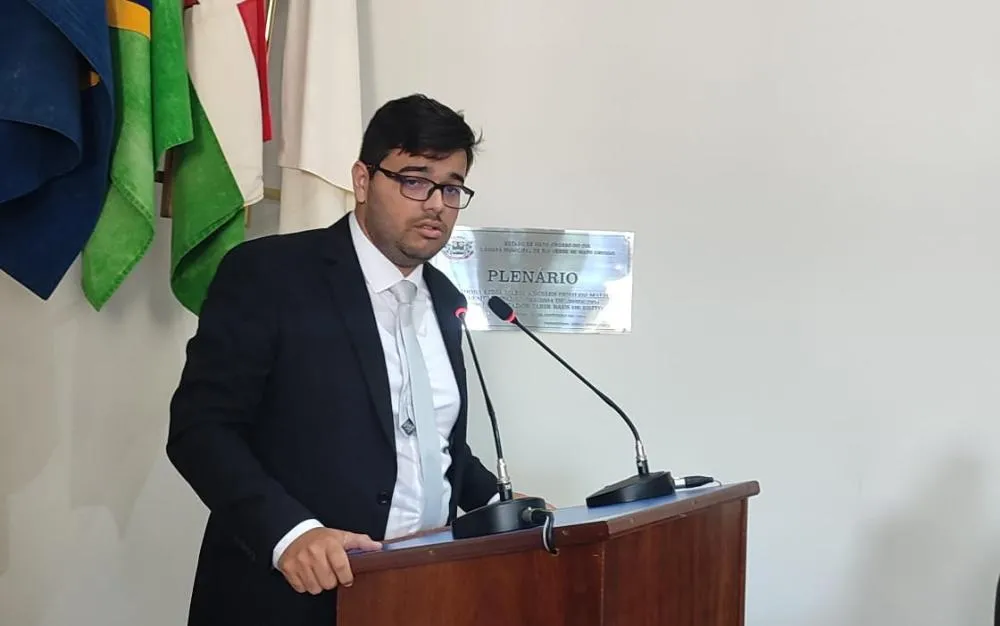 Vereador Yhgor Chagas apresenta Projeto de Lei para atendimento veterinário gratuito e assume novas responsabilidades na Câmara