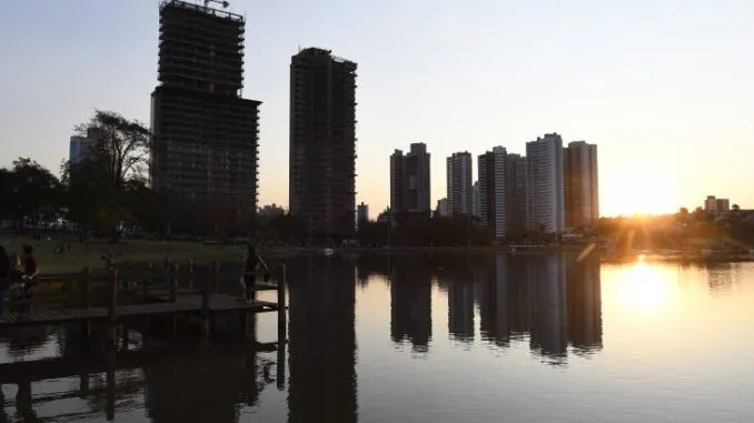 Semana começa com pouca possibilidade de chuva e temperaturas elevadas em MS