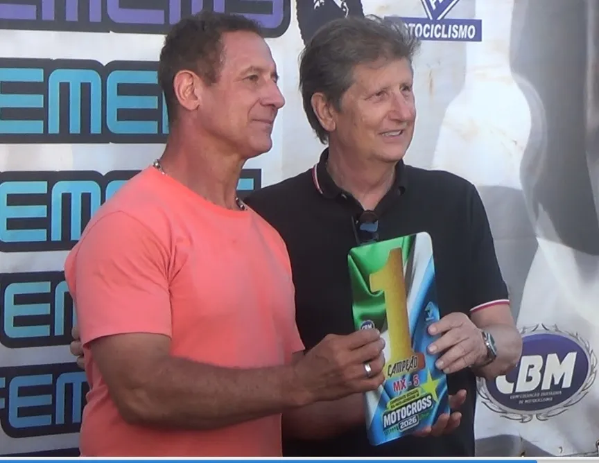 Piloto de Rio Verde, Elizeu Ferreira conquista título estadual de motocross na categoria MX5