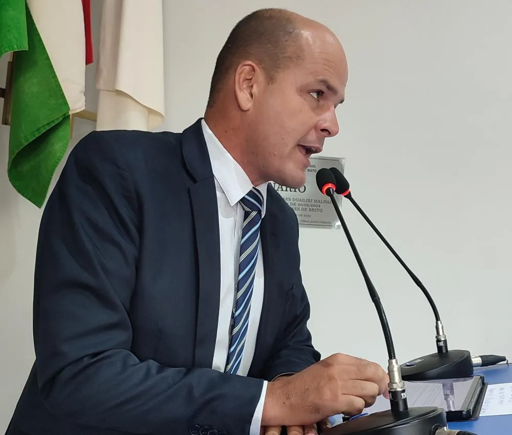 Vereador Amauri Olartechea Apresenta Propostas e Solicitações Importantes na Sessão Ordinária de 25 de Fevereiro de 2025